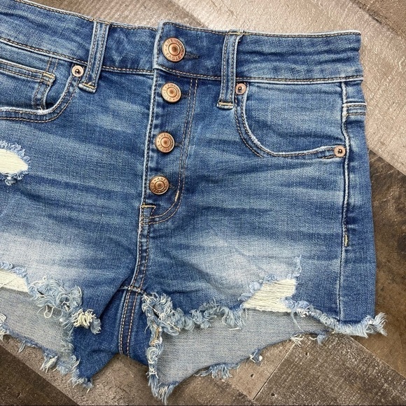 American Eagle Distressed Button Fly Hi-Rise Shortie 00 - Picture 6 of 12